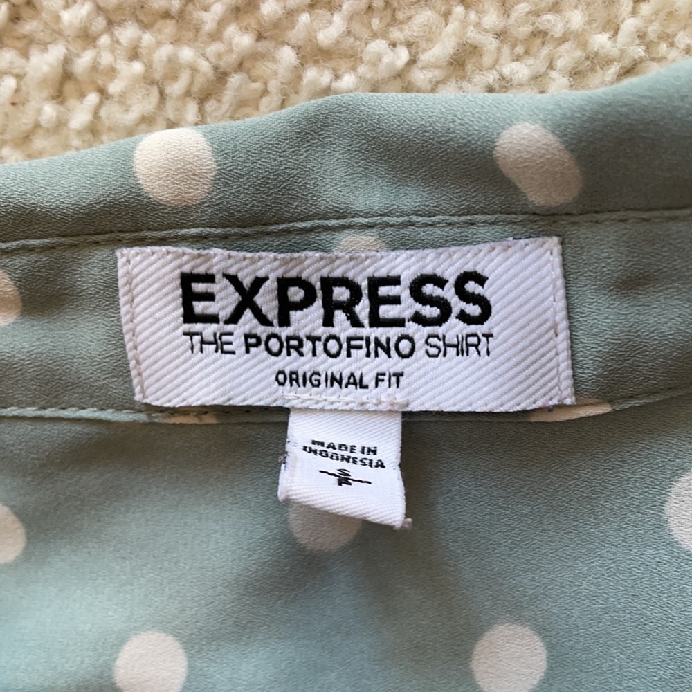 Express Polyester Blouse - Picture 2 of 3
